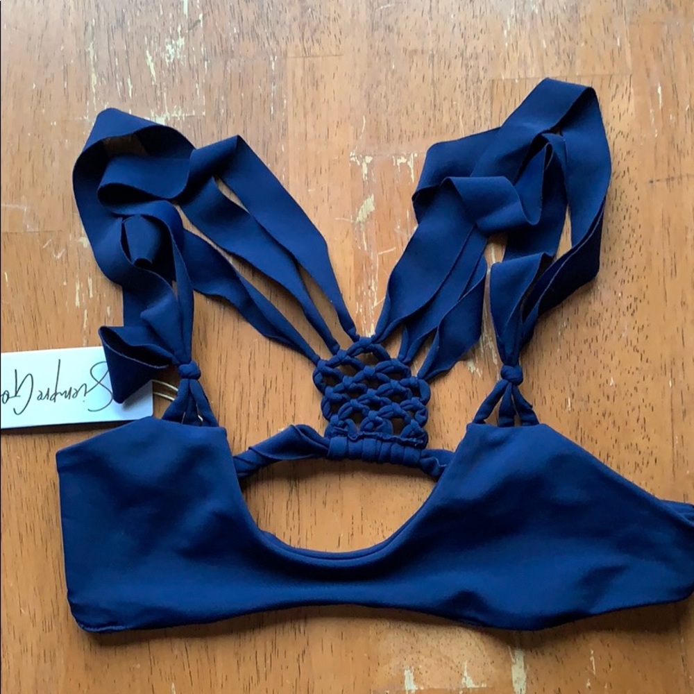 Siempre Golden Blue bikini top